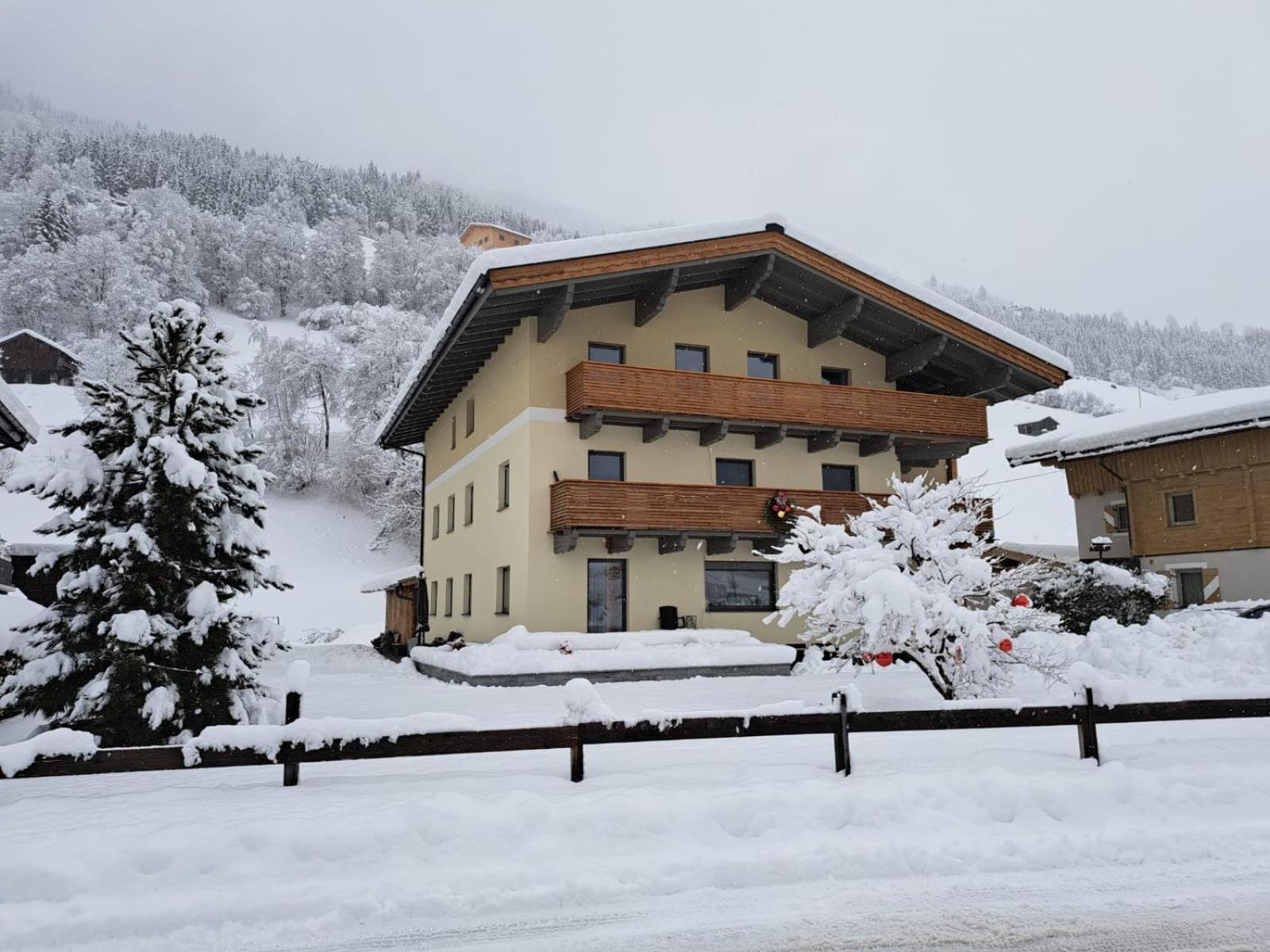 Appartement Reichholf ブラームベルク・アム・ヴィルトコーゲル エクステリア 写真